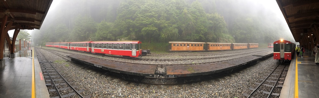 阿里山車站