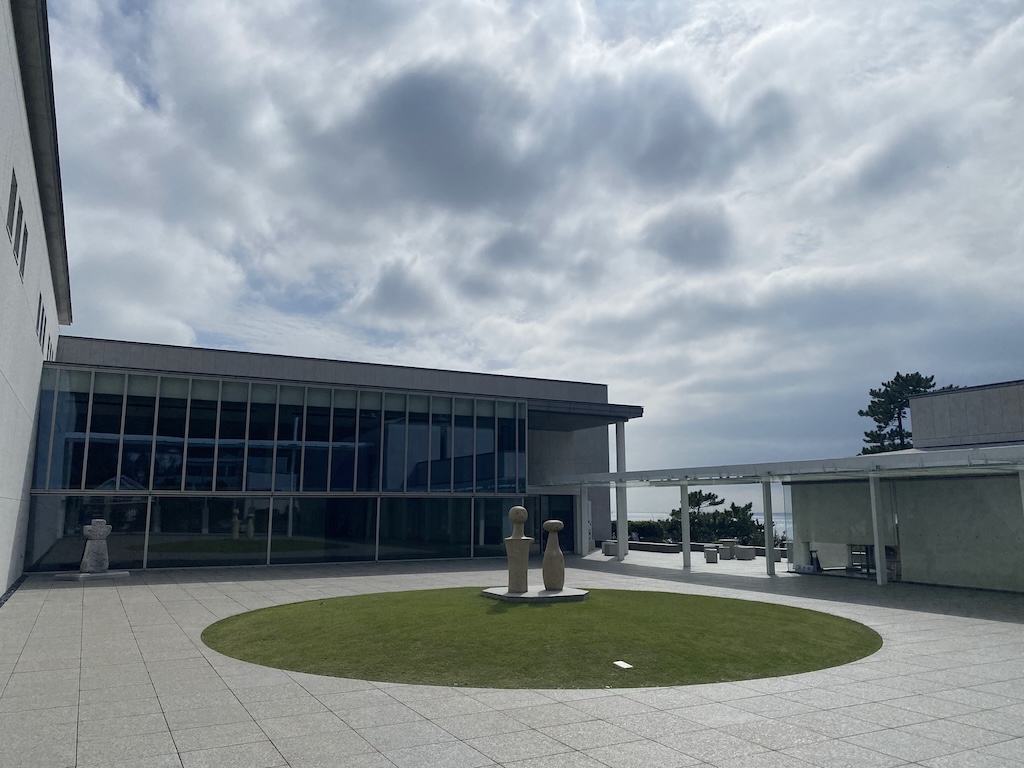 據說很可愛的人偶。